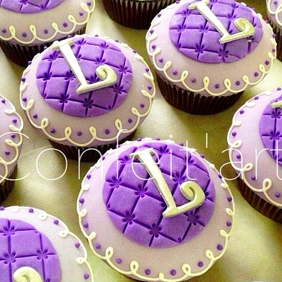 Tappits Funky Letters A-Z & Numbers 0-9 - Picture 3 of 16